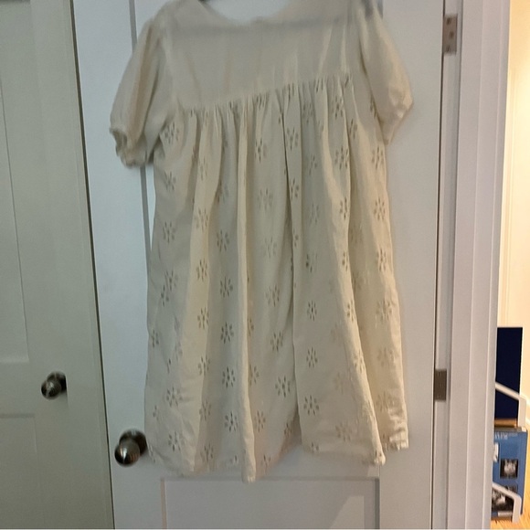 Cotton eyelet flowy white midi dress - Picture 7 of 11